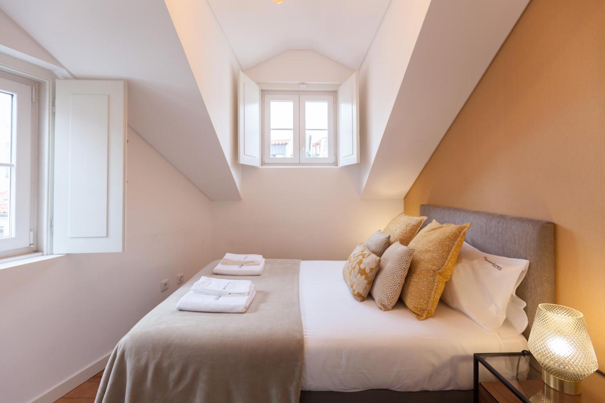 شقة Flh Portas Do Sol Duplex With Terrace Lisboa المظهر الخارجي الصورة